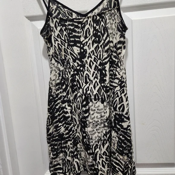 Matix Mini Dress - Picture 3 of 5